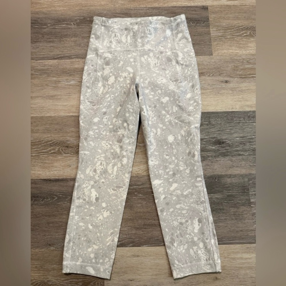 Lululemon Like NEW Swift Speed High Rise Crop Leggings 4
